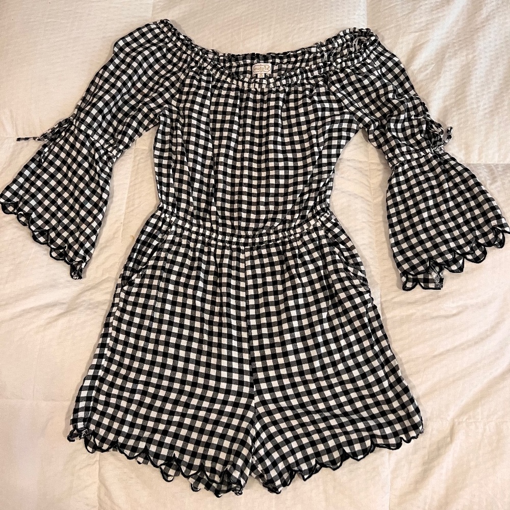 Adorable Mudpie romper
